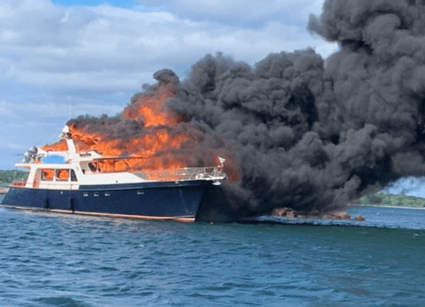 Luxury Yacht Burns and Sinks Off Kittery, Maine